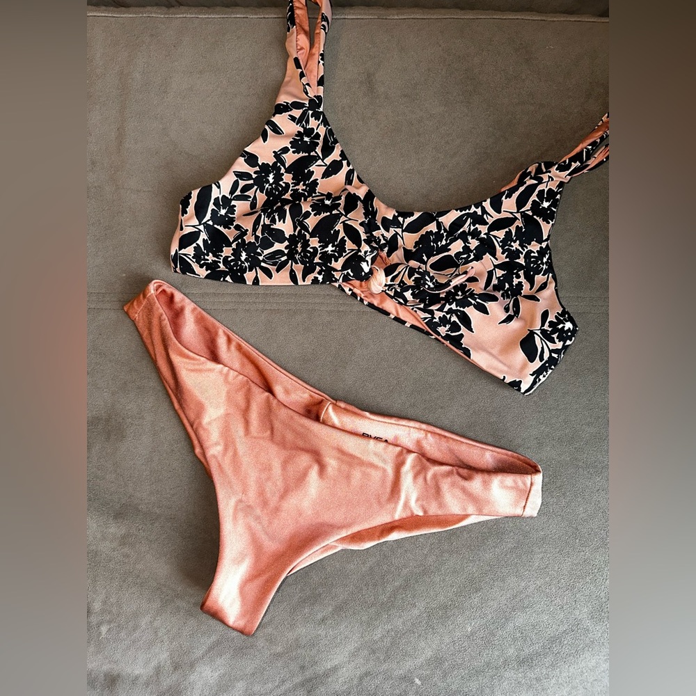 RVCA cheeky bikini bottoms and knot bikini top
